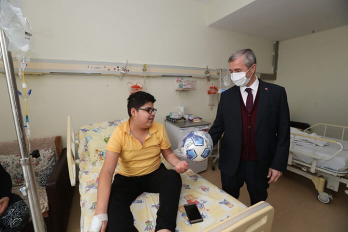 Mehmet Tahmazoğlu Onkoloji Hastanesi ziyaret
