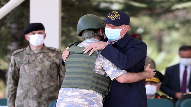 Afganistan'dan dönen Türk askeri için tören!