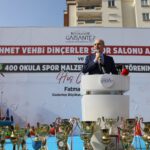 Mehmet Vehbi Dinçerler Spor Salonu açıldı