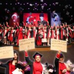 Gaziantep Üniversitesi Nizip MYO mezunlarını uğurladı