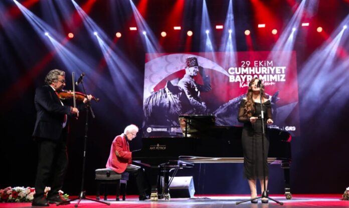 Türk dünyası piyanistleri 29 Ekim için Gaziantep'te buluştu