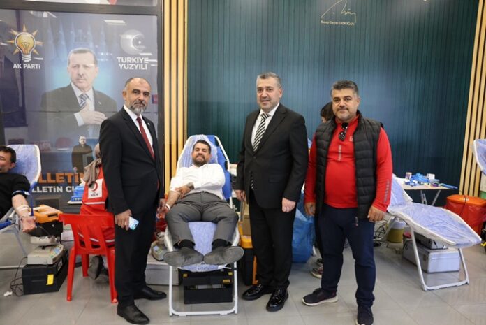 AK Parti'den Gaziantep'te anlamlı kampanya: