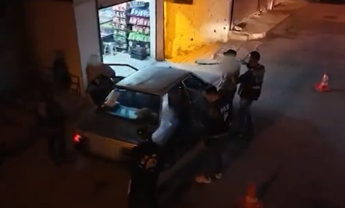 Gaziantep'te uyuşturucu ve silah operasyonunda 4 kişi yakalandı