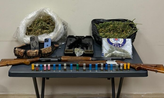 Uyuşturucu ve silahlar ele geçirildi: Gaziantep'te 4 gözaltı