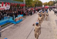 Cumhuriyet’in 102. yıl dönümü Gaziantep’te görkemli törenlerle kutlandı