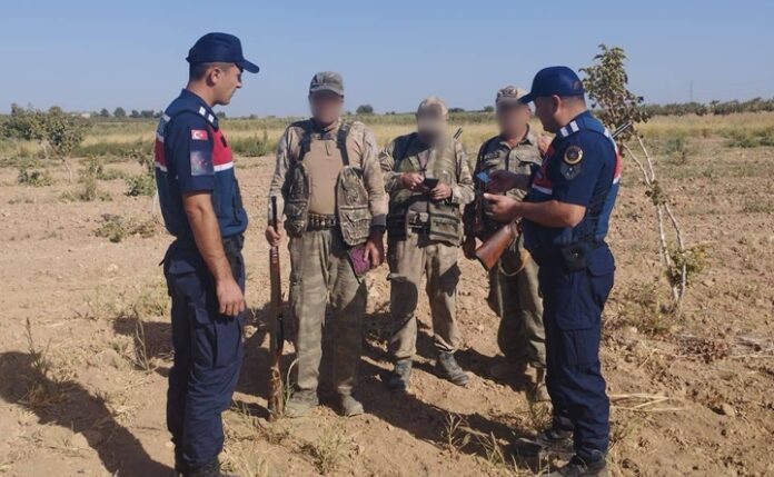 Gaziantep jandarması kaçak avcılara göz açtırmıyor