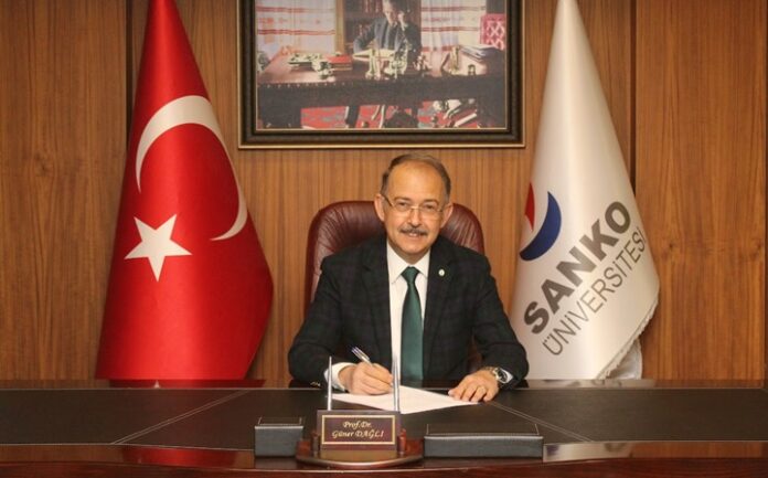 Prof. Dr. Dağlı: Cumhuriyet bağımsız yaşama kararlılığının en büyük kanıtıdır