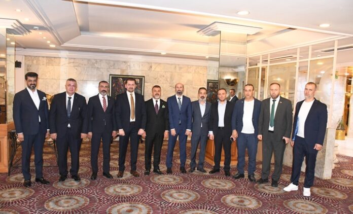 Suriye'nin yeniden imarında Gaziantepli firmalar ilk adımı attı: İmzalar atıldı