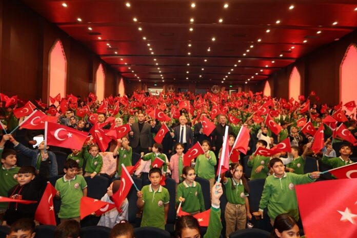 Şahinbey'de muhteşem Cumhuriyet Konseri