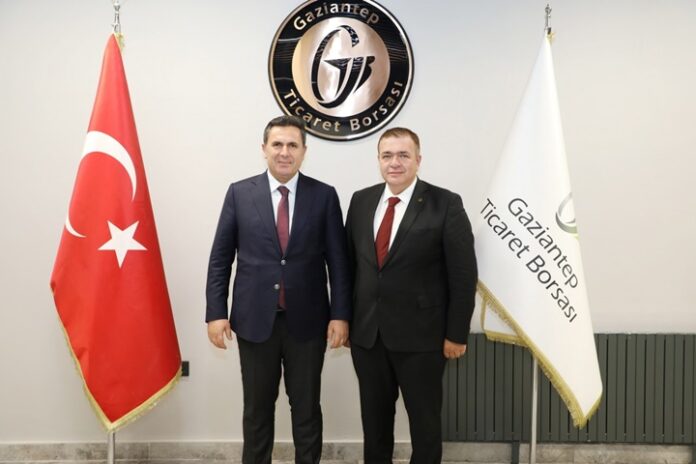Gaziantep Ticaret Borsası Başkanlarından Cumhuriyet’in 102. yılı kutlama mesajı