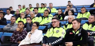 Gaziantep’te trafik polislerine halkla ilişkiler eğitimi verildi