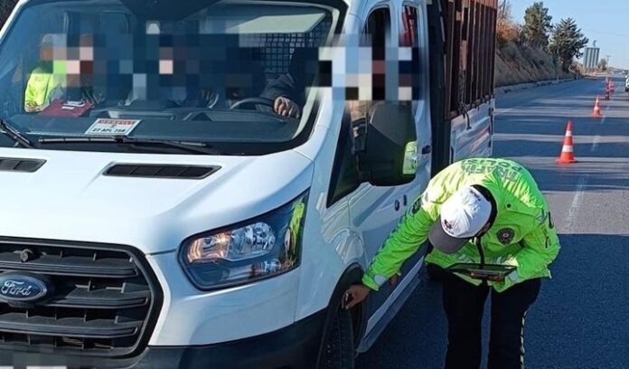 Sürücüler dikkat! Gaziantep'te zorunlu kış lastiği uygulaması başladı