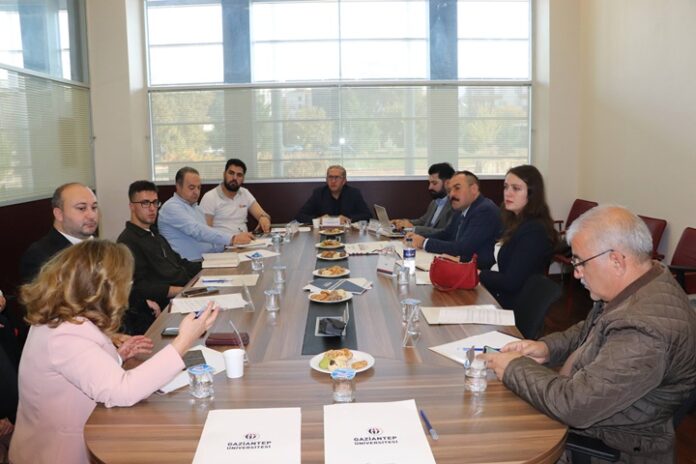 Suriyelilerin geri dönüş sürecinin ekonomik boyutları Gaziantep'te masaya yatırıldı