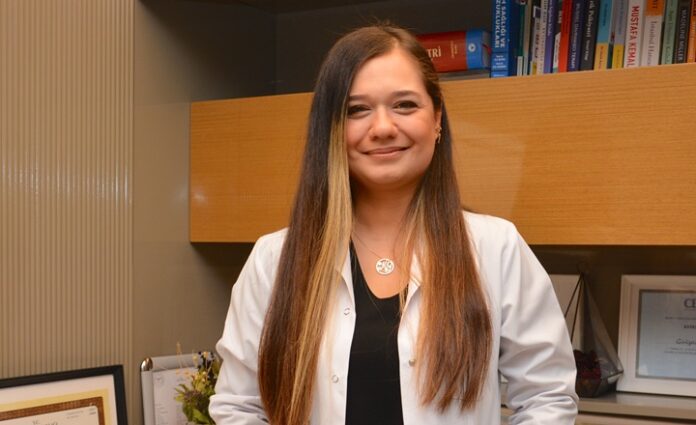 Duygusal manipülasyonlar öz saygıyı yok ediyor