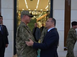 Gaziantep Valiliğine üst düzey askeri ziyaret