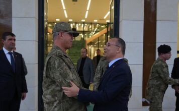 Gaziantep Valiliğine üst düzey askeri ziyaret