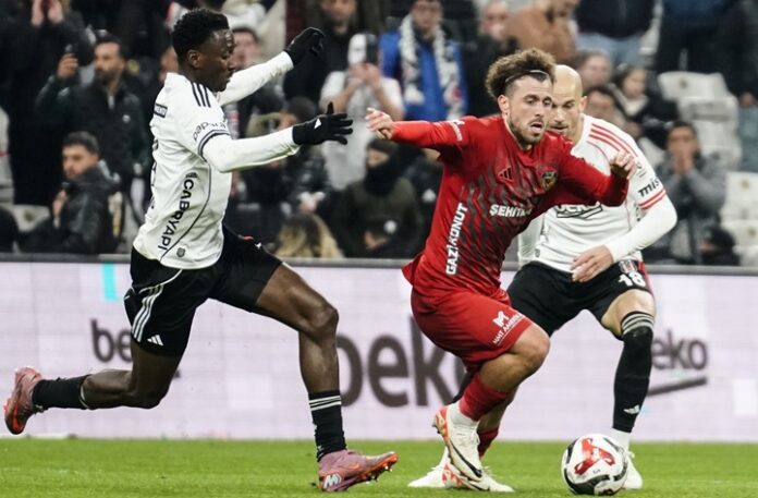Gol düellosunda kazanan yok! Beşiktaş, Gaziantep FK ile berabere kaldı: 2-2