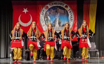 Frankfurt’ta Gaziantep rüzgarı esti! Kültür ve Dayanışma Gecesi’ne yoğun ilgi