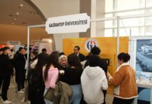 Gaziantep Üniversitesi, Bölüm Tanıtım Fuarı’nda öğrencilerle buluştu
