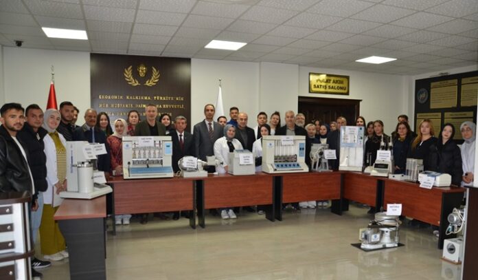 Nizip Ticaret Borsası'ndan Nizip MYO'ya eğitim desteği