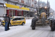 Yılmaz karla mücadele çalışmalarını denetledi