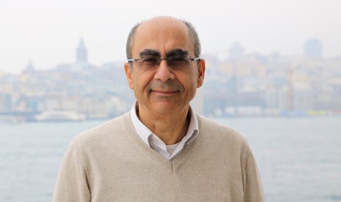 Jüri Başkanı Derviş Zaim!