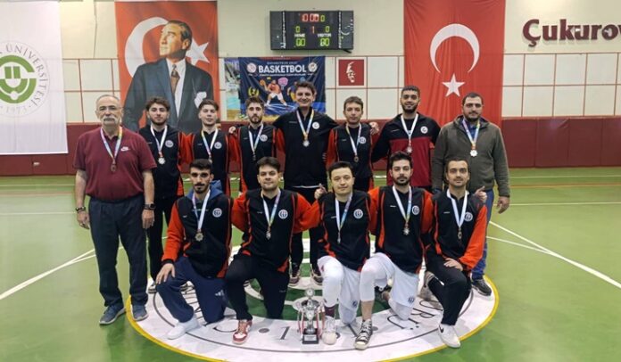 GAÜN Basketbol takımı, 2'ncilik kupasını Gaziantep'e kazandırdı