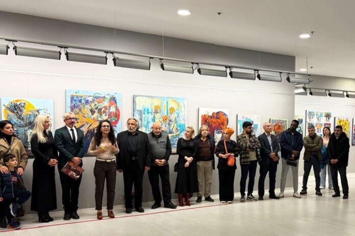 Adıyamanlı ressam Azmi Atilla, Gaziantep Sanko Sanat Galerisi'nde sergi açtı