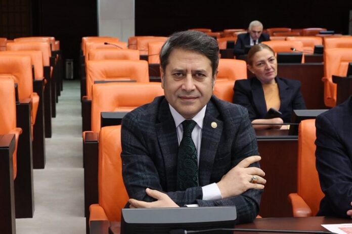 AK Parti Gaziantep Milletvekili Ali Şahin'den Antep fıstığı üreticisine müjde: Resmî Gazete’de yayımlandı