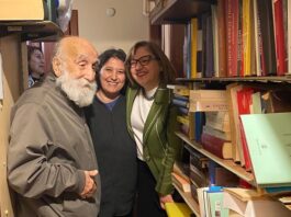 Prof. Dr. Özdeğer’den büyük jest: Şahsi kütüphanesini Gaziantep’e bağışladı!