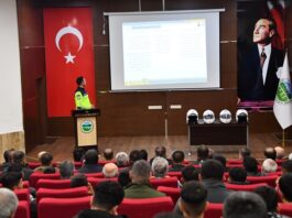 Gaziantep’te motosiklet sürücülerine güvenli sürüş eğitimi verildi