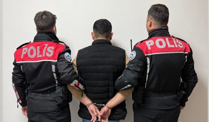 17 yıl 6 ay hapse mahkum firari hırsız Gaziantep'te yakalandı