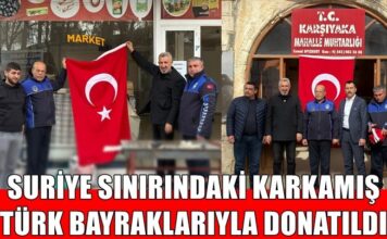Suriye sınırındaki Gaziantep’in Karkamış ilçesinde hainlere en güzel cevap Türk Bayrakları ile verildi