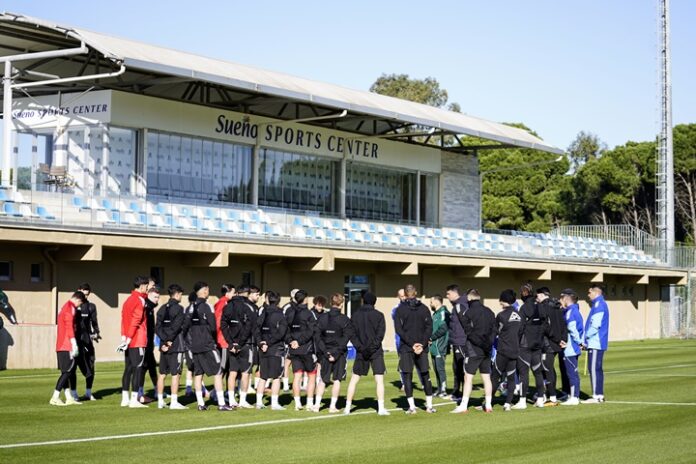 Gaziantep FK'nın Antalya kampı başladı: İlk günde çift antrenman!