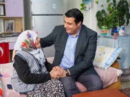 Şehitkamil Belediyesi’nden ihtiyaç sahiplerine tekerlekli sandalye desteği