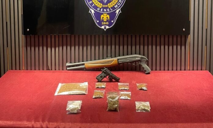 Gaziantep'te uyuşturucu ve silah ele geçirildi: 3 kişi gözaltına alındı