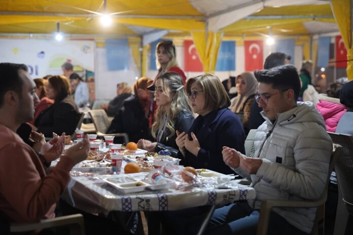 Gaziantep Büyükşehir, vatandaşları iftar sofrasında buluşturacak