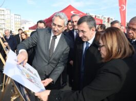 Cumhurbaşkanı Yardımcısı Yılmaz, Gaziantep’te Deprem Anma Müzesi proje alanını inceledi