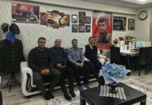 Şehit ailesine gazetecilerden anlamlı ziyaret