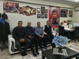 Şehit ailesine gazetecilerden anlamlı ziyaret