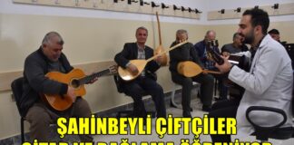 Gaziantep’te çiftçiler gitar ve bağlama çalmayı öğreniyor