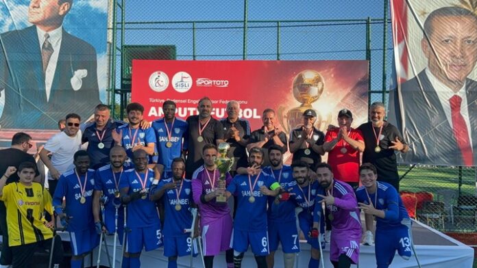 Şahinbey Ampute'den tarihi başarı! Üç kupayı birden kazandı