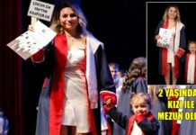 Gaziantep’te genç anne kızıyla diploma aldı, pankarttaki mesajı törene damga vurdu